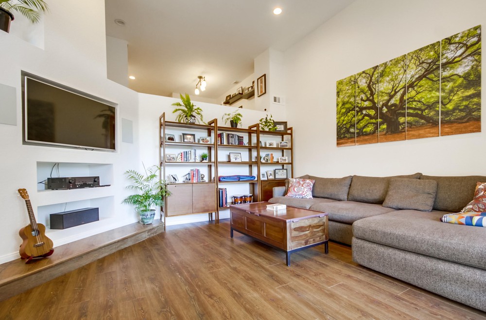 Virtual tour photo 14 of 54 for 4339 Nobel Dr UNIT 108