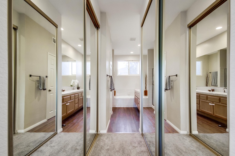 Virtual tour photo 40 of 54 for 4339 Nobel Dr UNIT 108