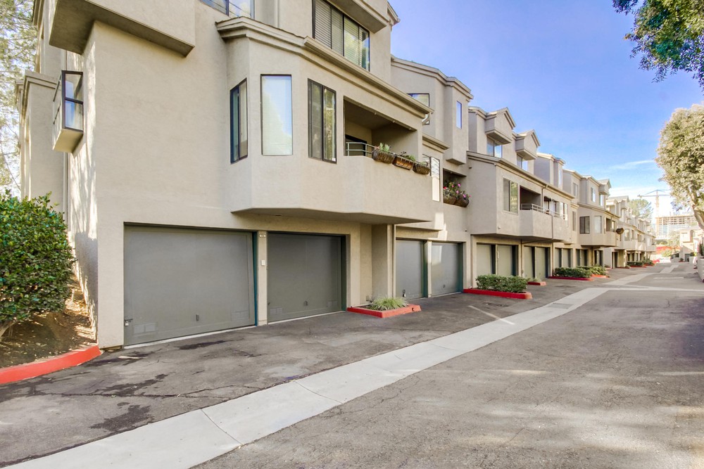 Virtual tour photo 53 of 54 for 4339 Nobel Dr UNIT 108