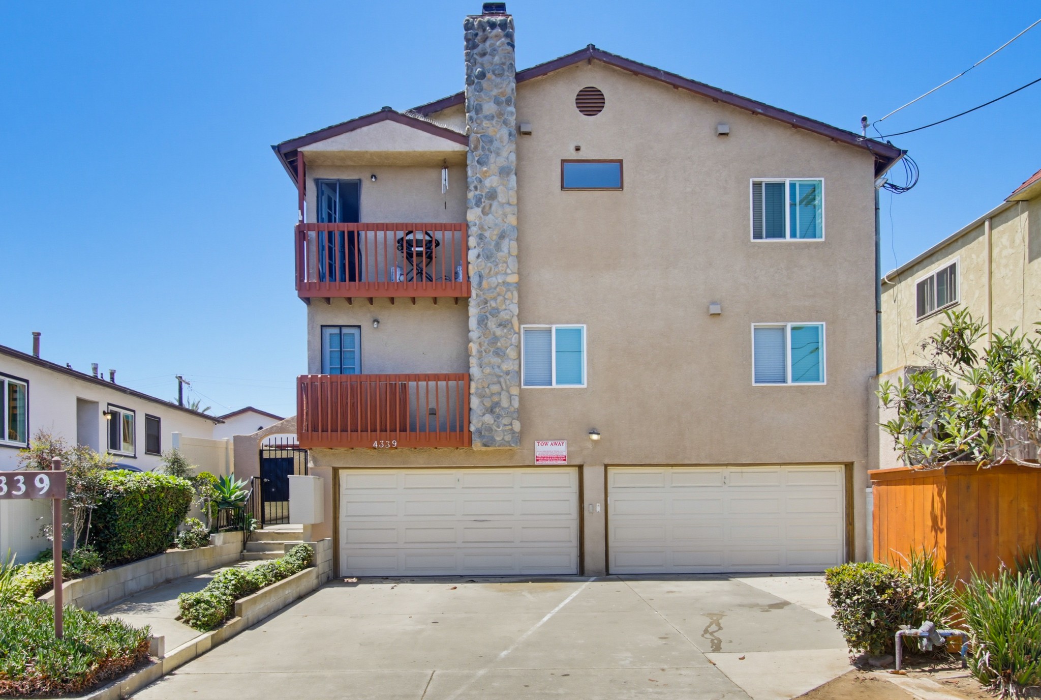 Virtual tour photo 3 of 43 for 4339 Rialto St Apt 6