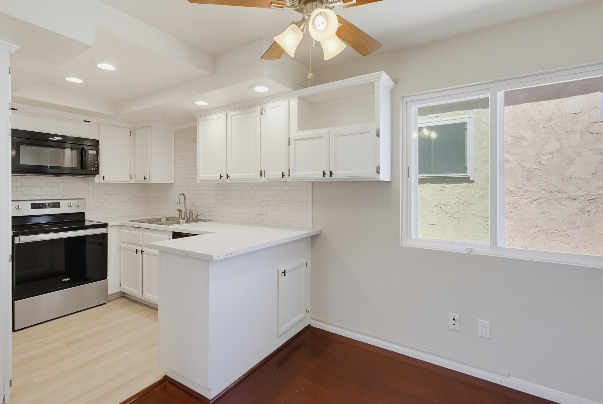 Virtual tour photo 15 of 43 for 4339 Rialto St Apt 6
