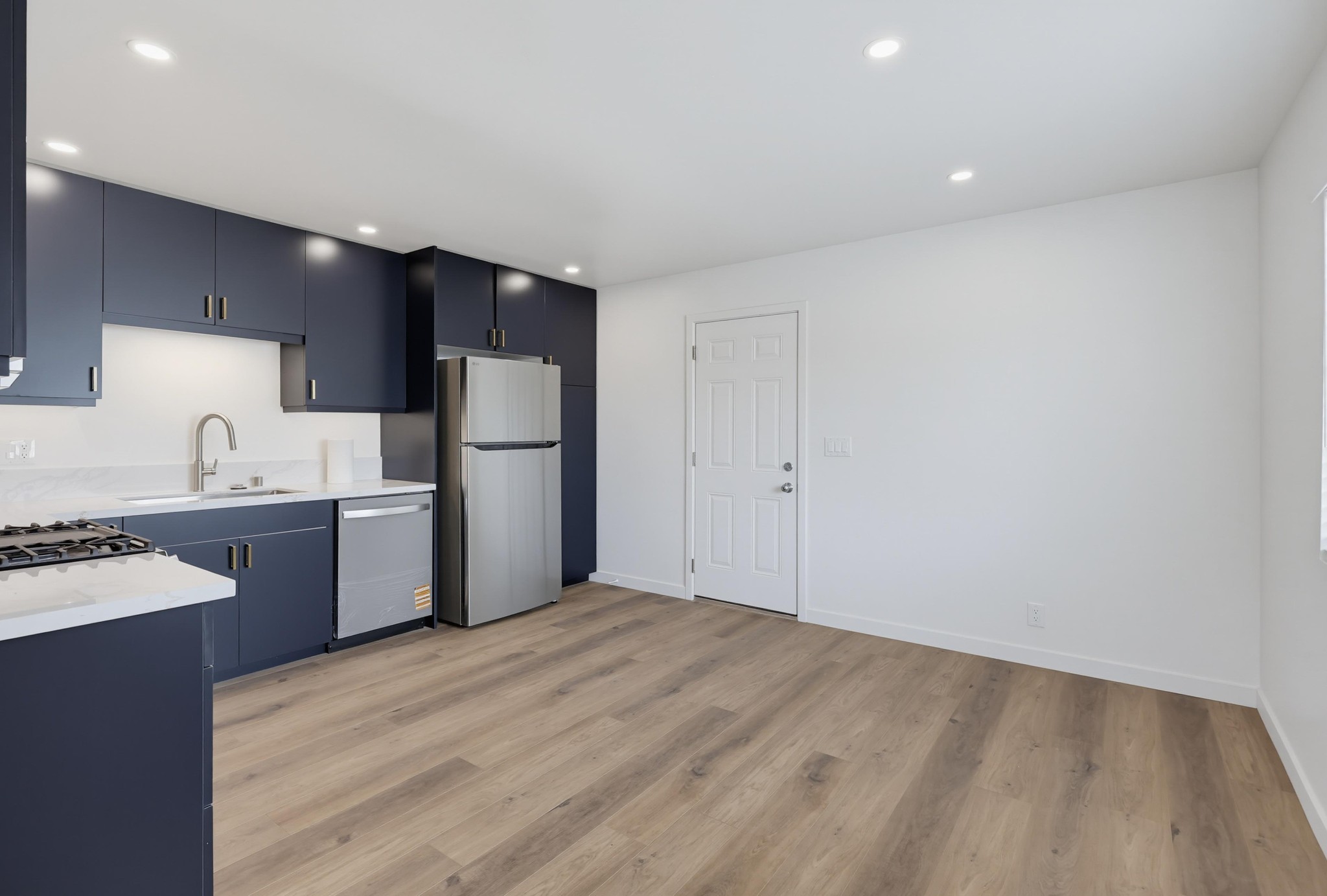 Virtual tour photo 13 of 42 for 434 8th St