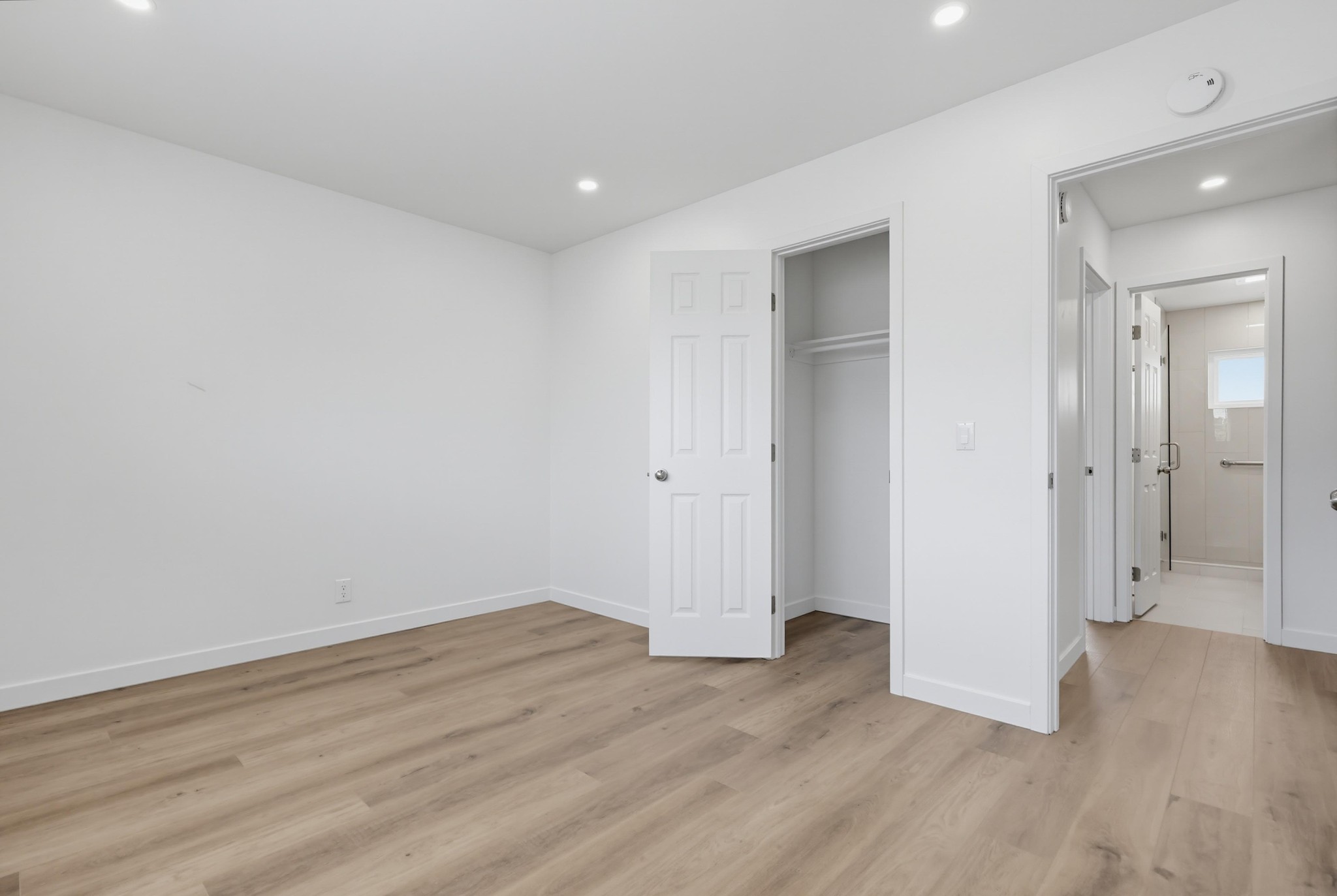 Virtual tour photo 22 of 42 for 434 8th St