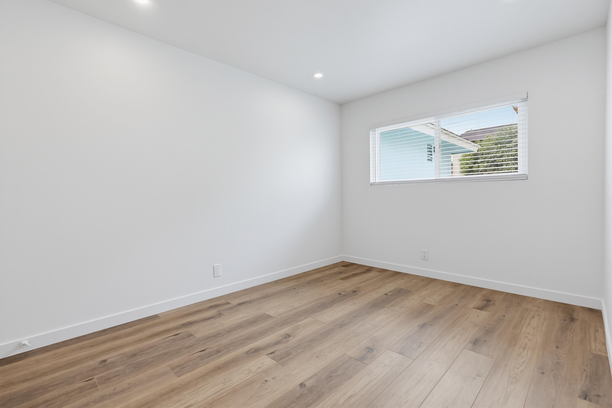 Virtual tour photo 27 of 42 for 434 8th St