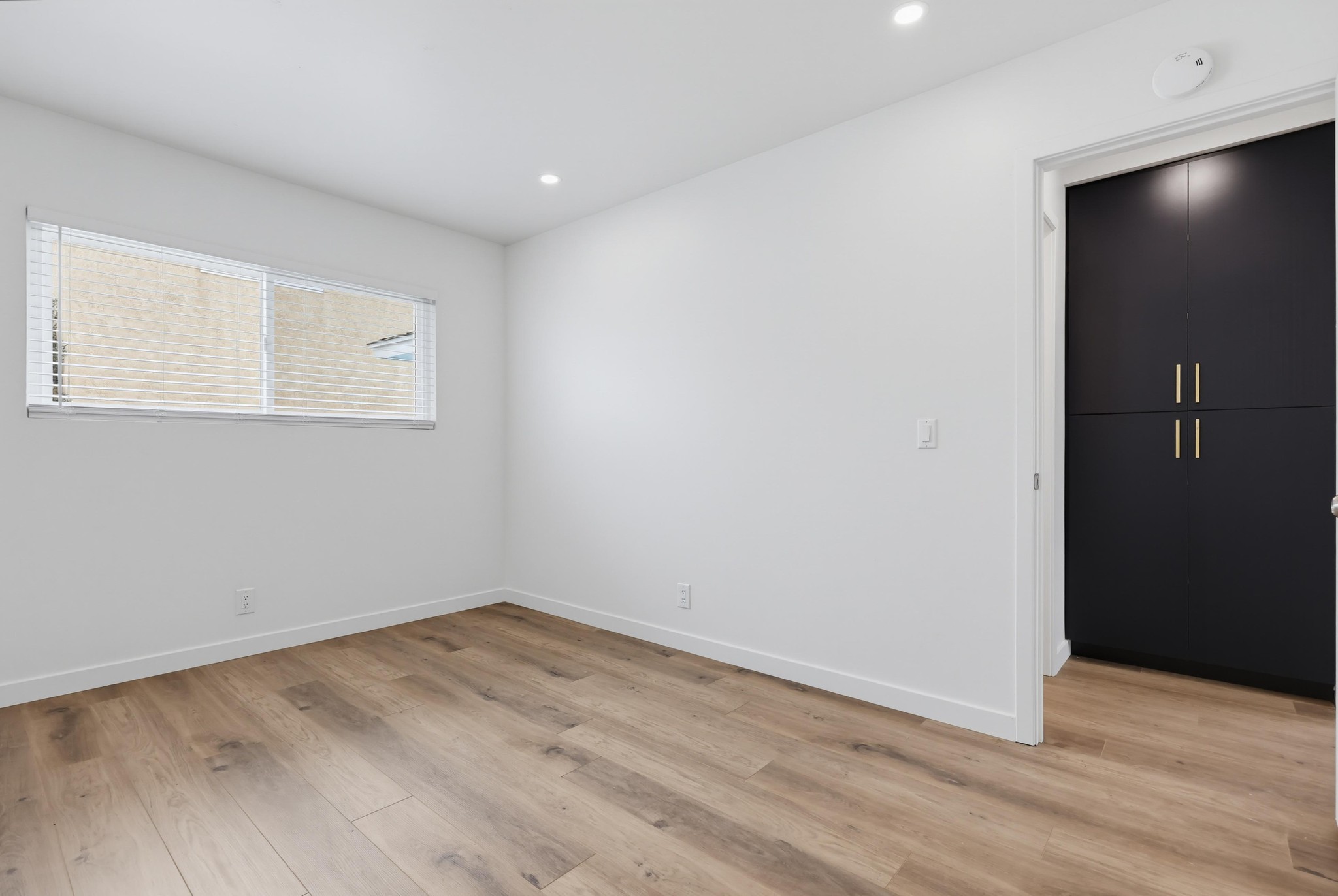Virtual tour photo 28 of 42 for 434 8th St