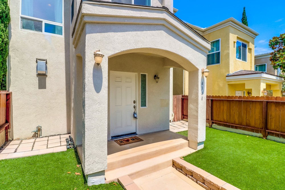 Virtual tour photo 5 of 62 for 4340 Mentone St