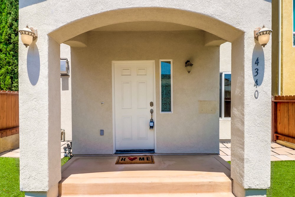 Virtual tour photo 6 of 62 for 4340 Mentone St
