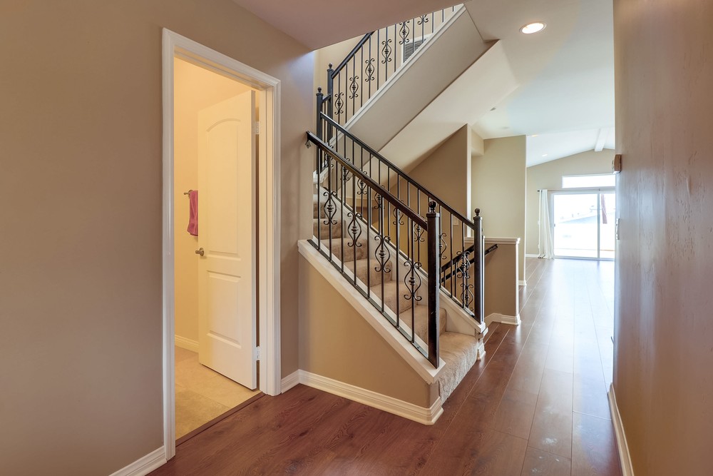 Virtual tour photo 29 of 62 for 4340 Mentone St