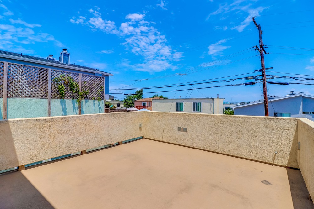 Virtual tour photo 30 of 62 for 4340 Mentone St