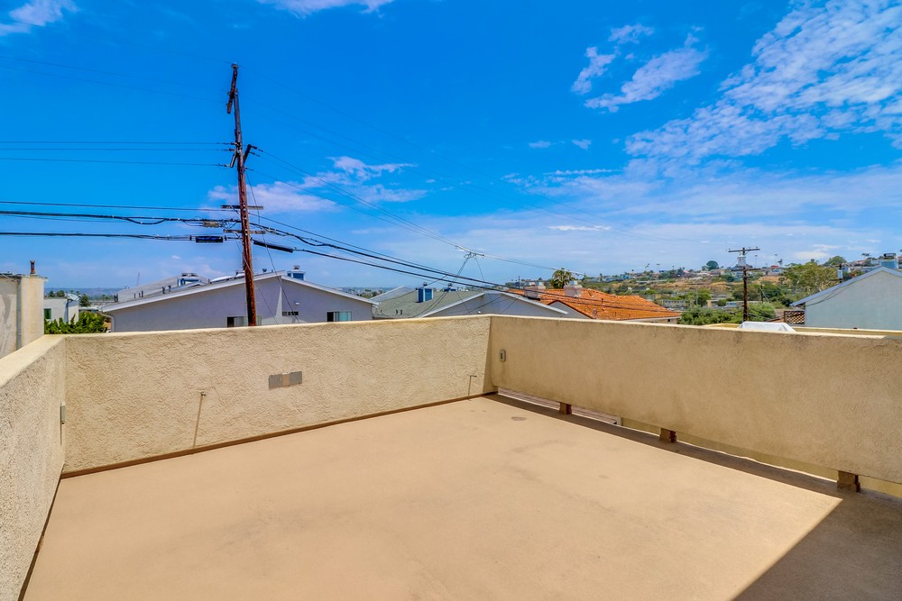 Virtual tour photo 31 of 62 for 4340 Mentone St