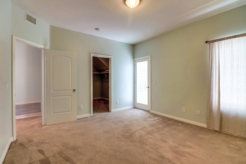 Virtual tour photo 49 of 62 for 4340 Mentone St