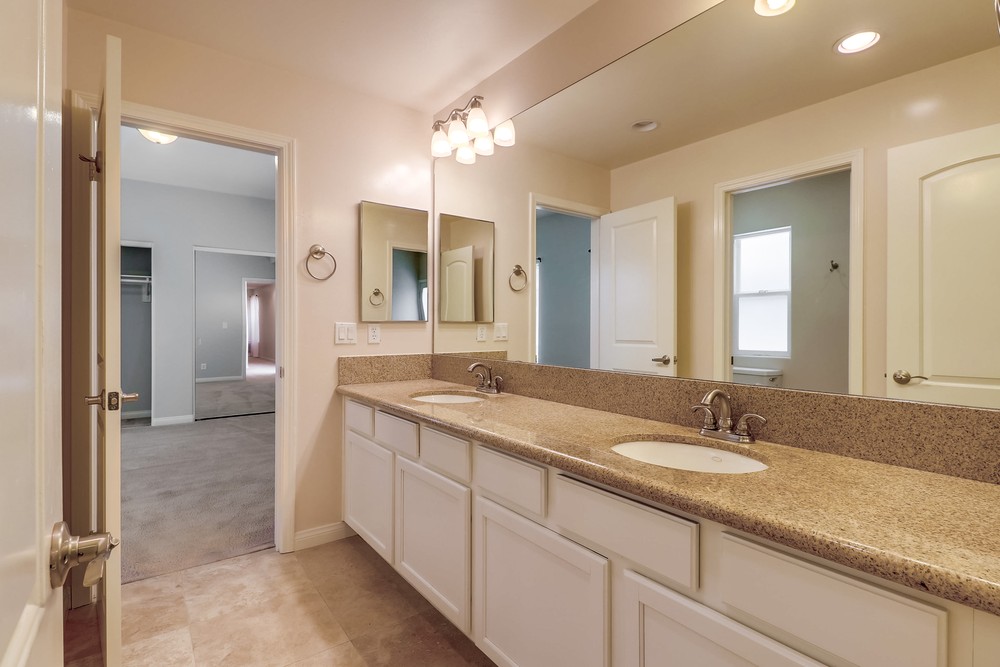 Virtual tour photo 54 of 62 for 4340 Mentone St