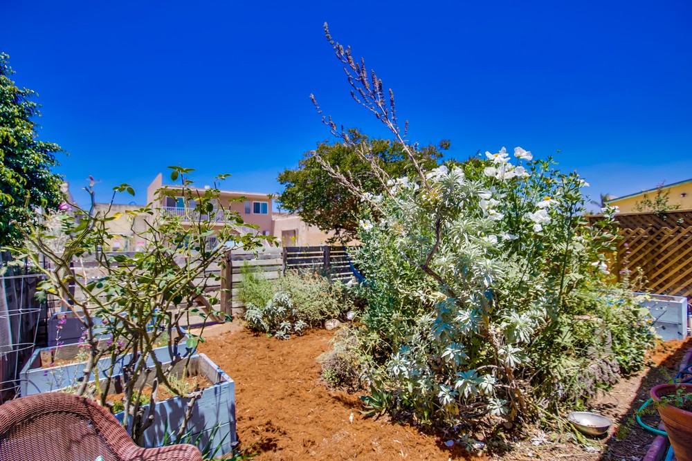 Virtual tour photo 8 of 36 for 4341 48th St