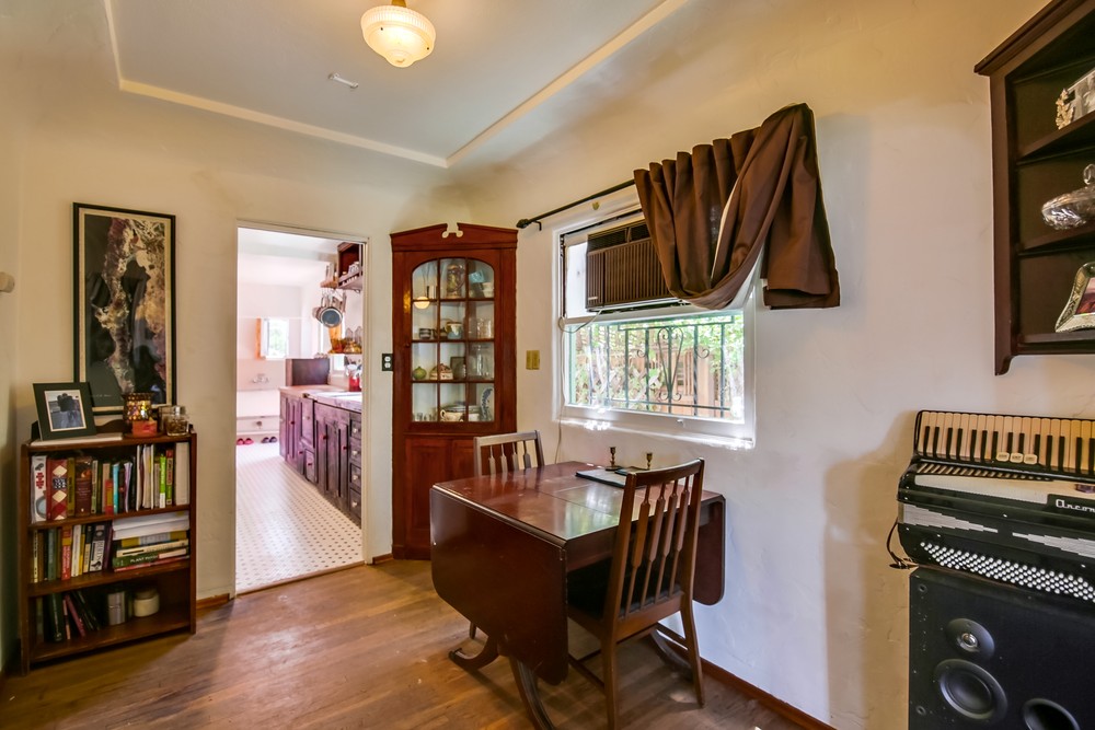 Virtual tour photo 13 of 36 for 4341 48th St