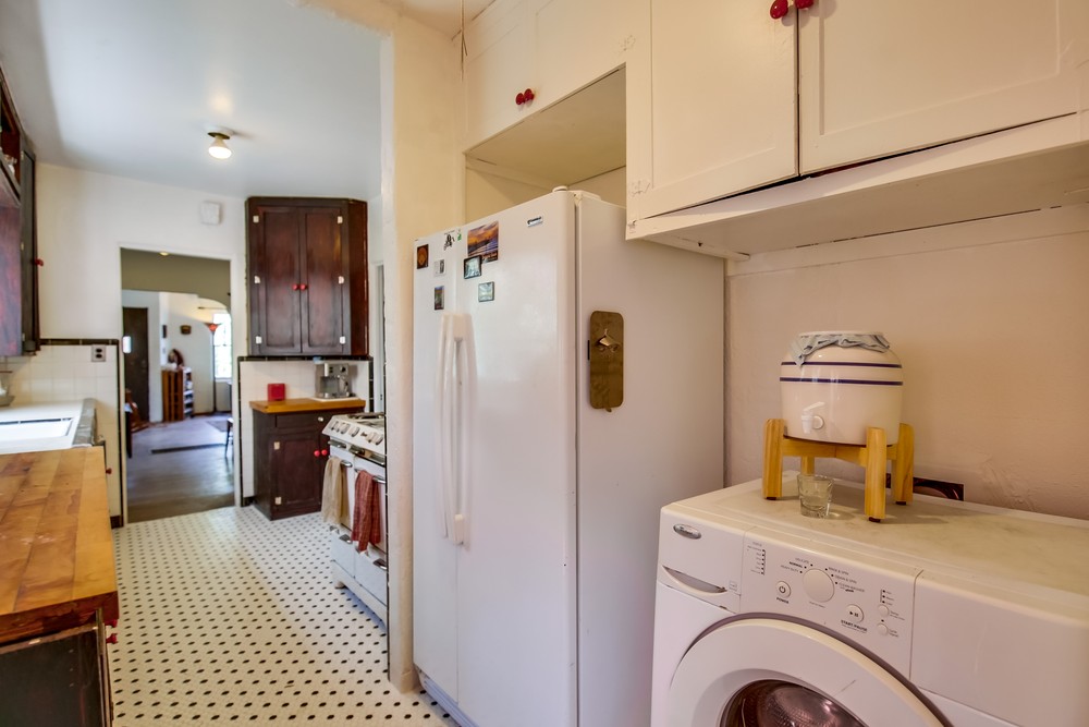 Virtual tour photo 27 of 36 for 4341 48th St