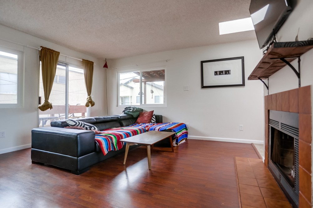 Virtual tour photo 12 of 52 for 4342 39th St