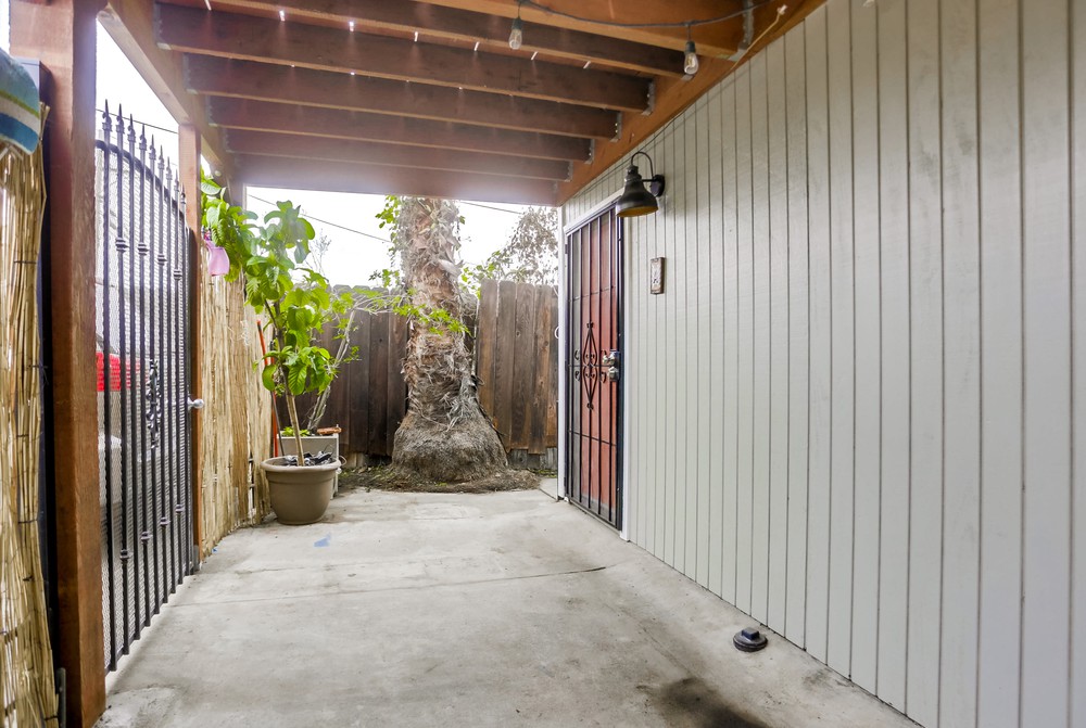 Virtual tour photo 23 of 52 for 4342 39th St