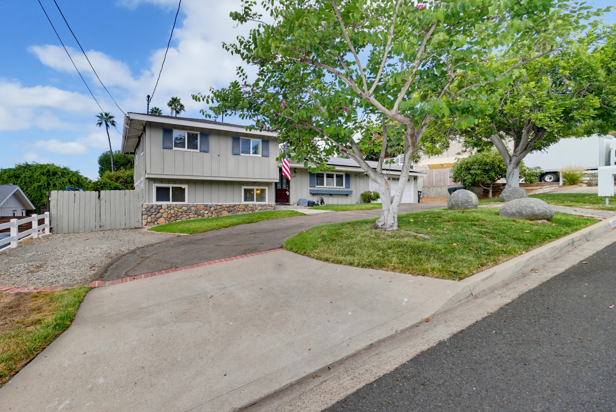 Virtual tour photo 3 of 66 for 4342 Miriam Pl