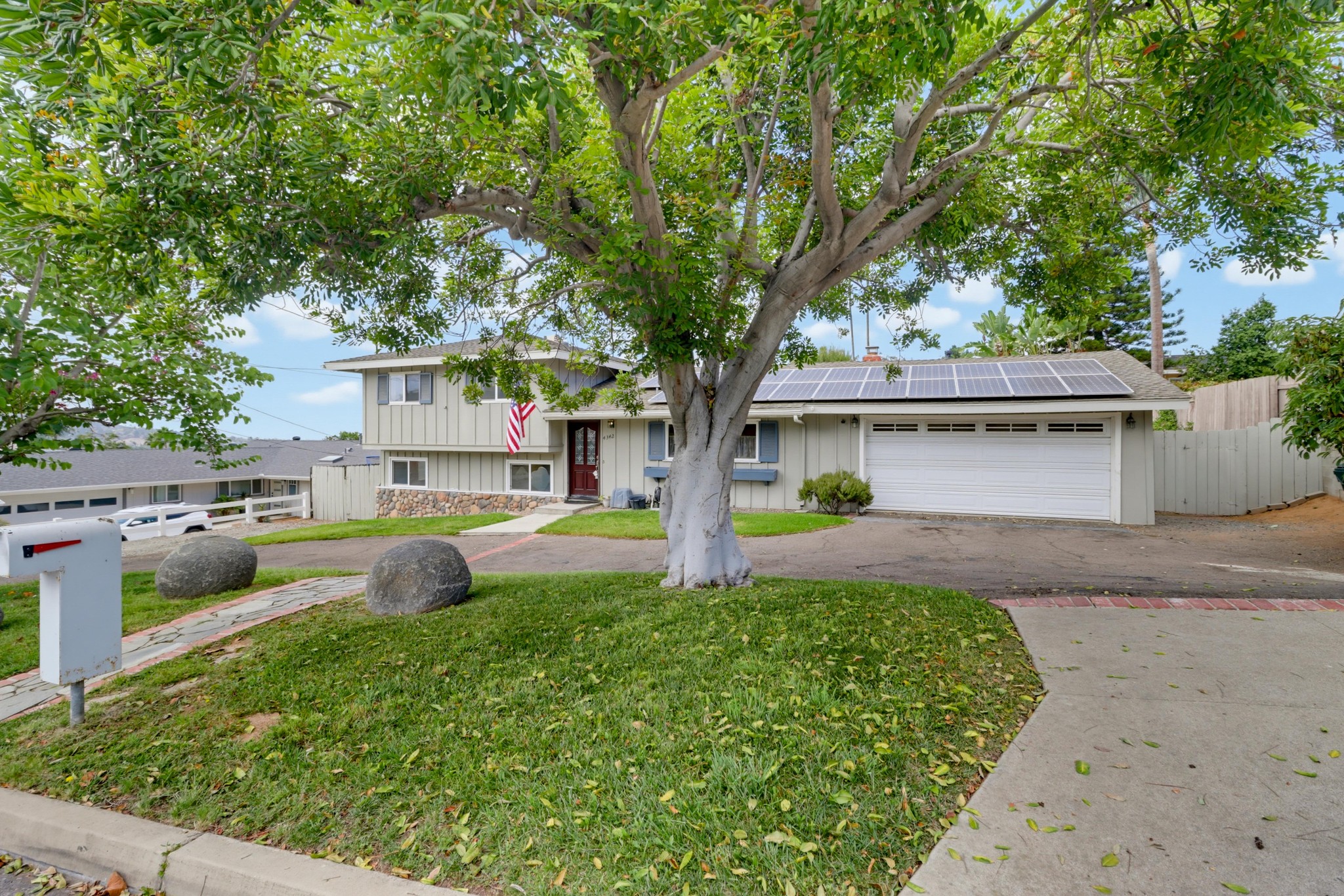 Virtual tour photo 4 of 66 for 4342 Miriam Pl