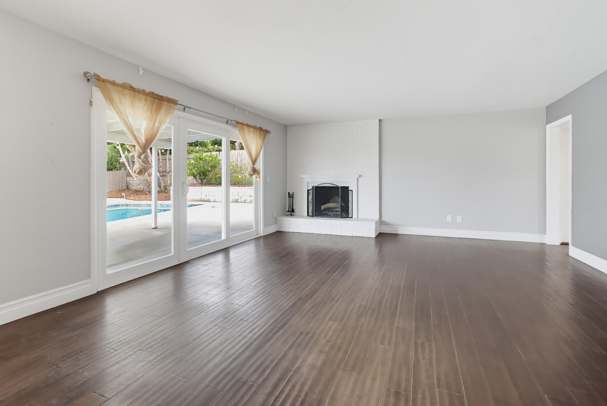 Virtual tour photo 13 of 66 for 4342 Miriam Pl