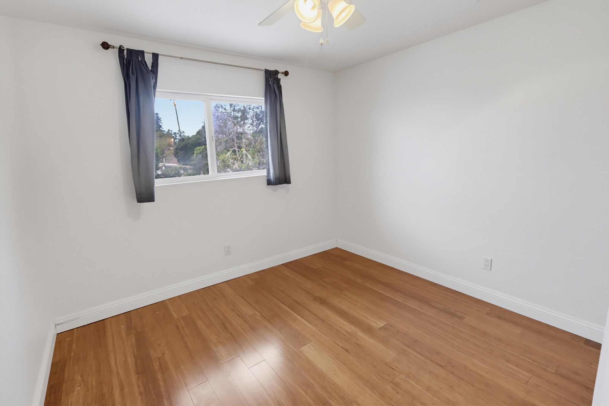 Virtual tour photo 14 of 66 for 4342 Miriam Pl