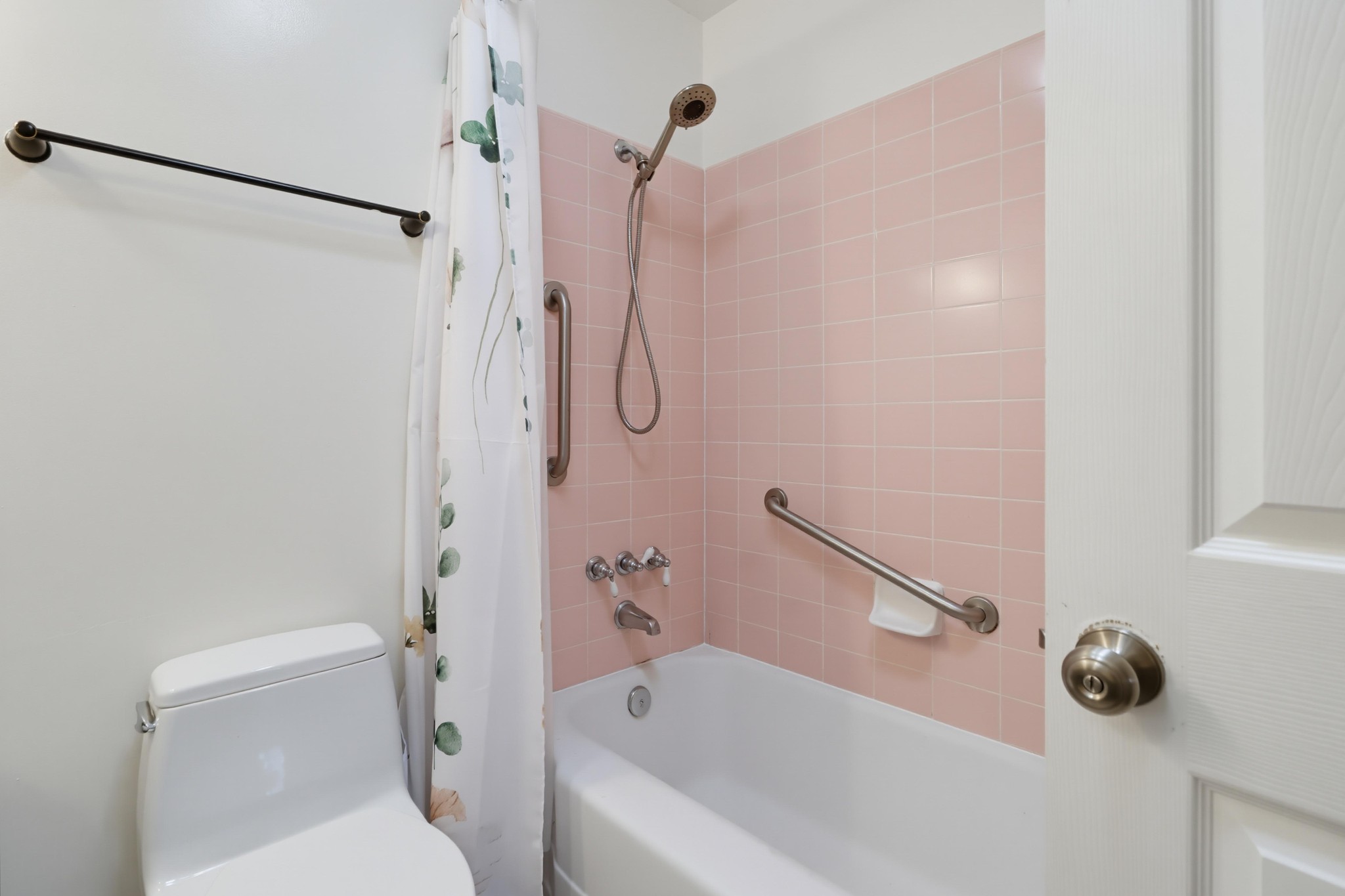 Virtual tour photo 18 of 66 for 4342 Miriam Pl