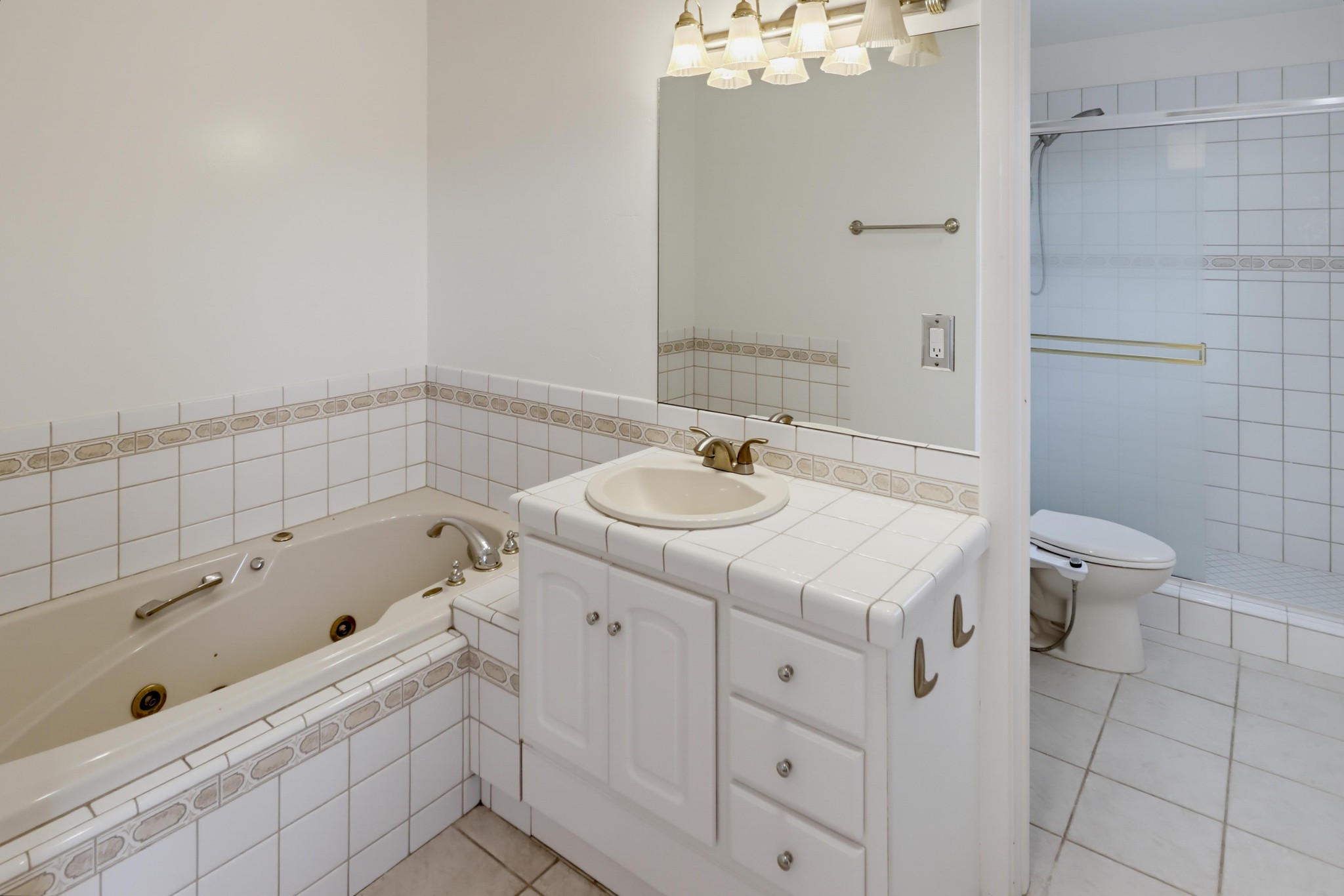 Virtual tour photo 32 of 66 for 4342 Miriam Pl