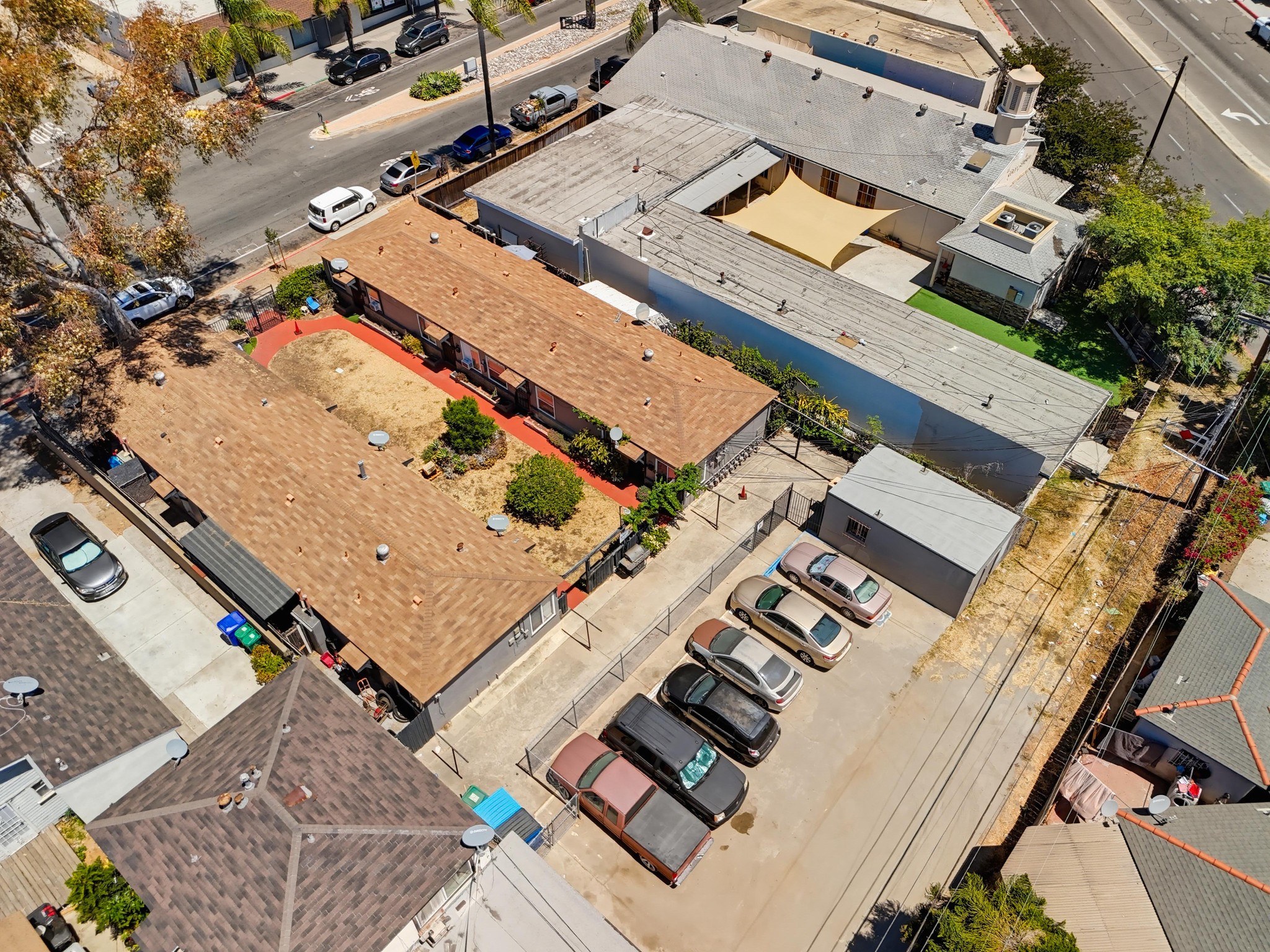 Virtual tour photo 20 of 23 for 4343-53 Poplar St