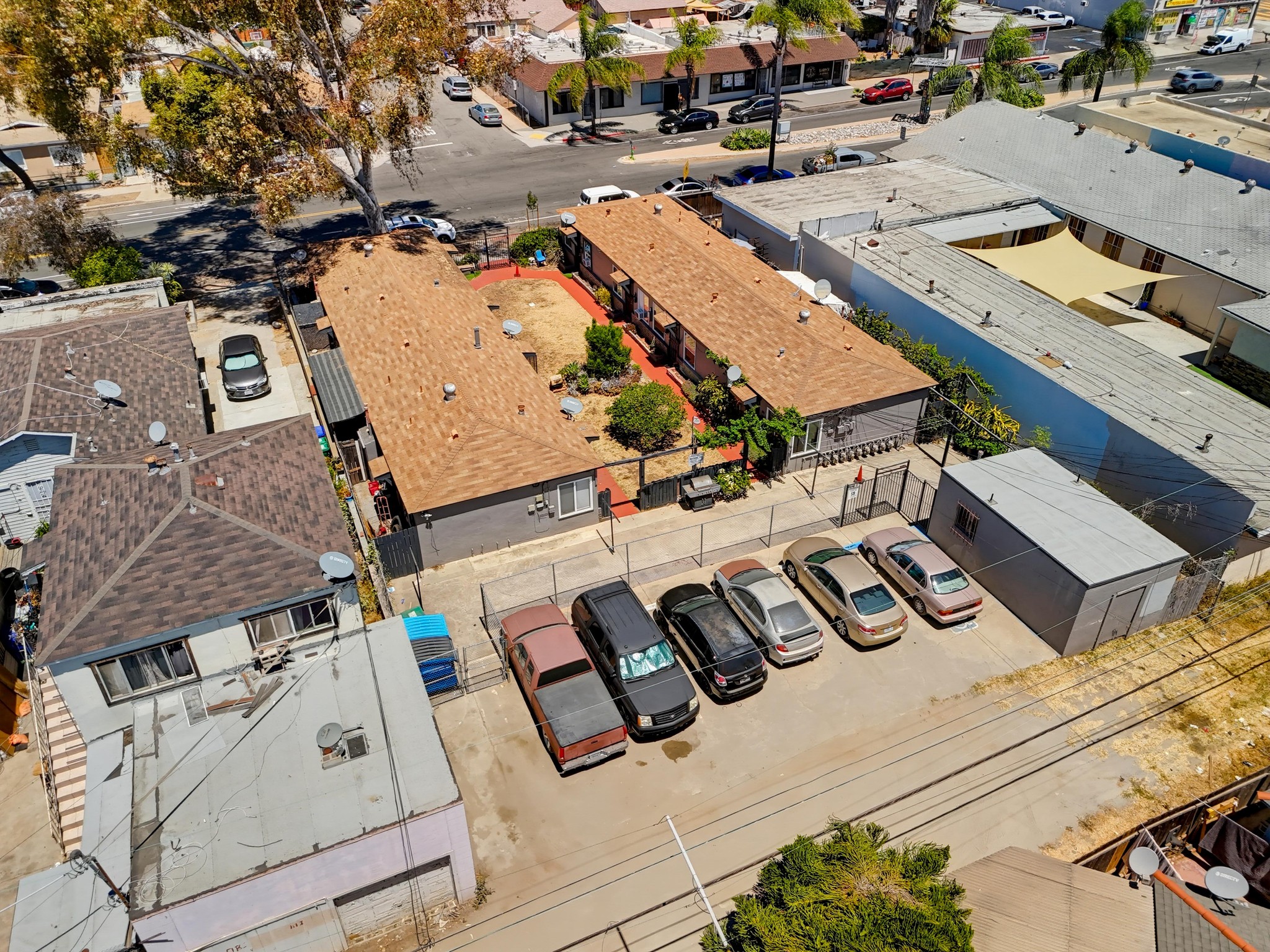 Virtual tour photo 23 of 23 for 4343-53 Poplar St