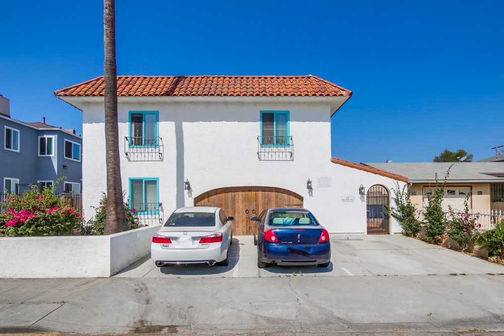 Virtual tour photo 3 of 24 for 4344 Van Dyke Ave