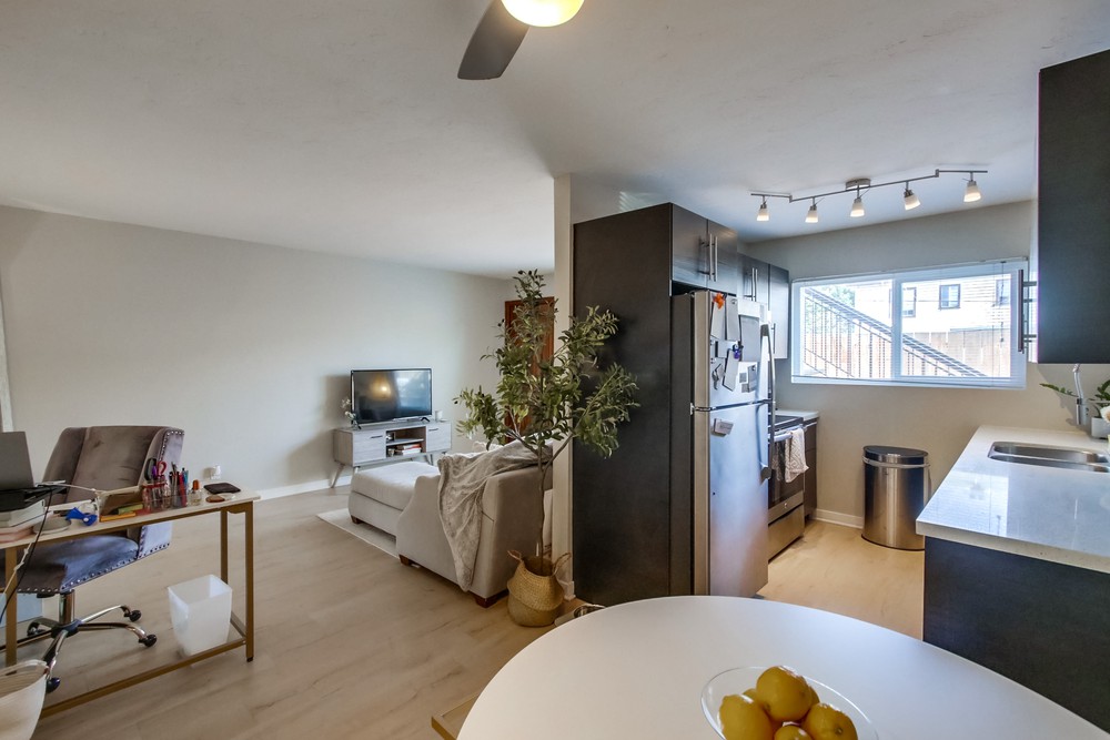 Virtual tour photo 16 of 24 for 4344 Van Dyke Ave