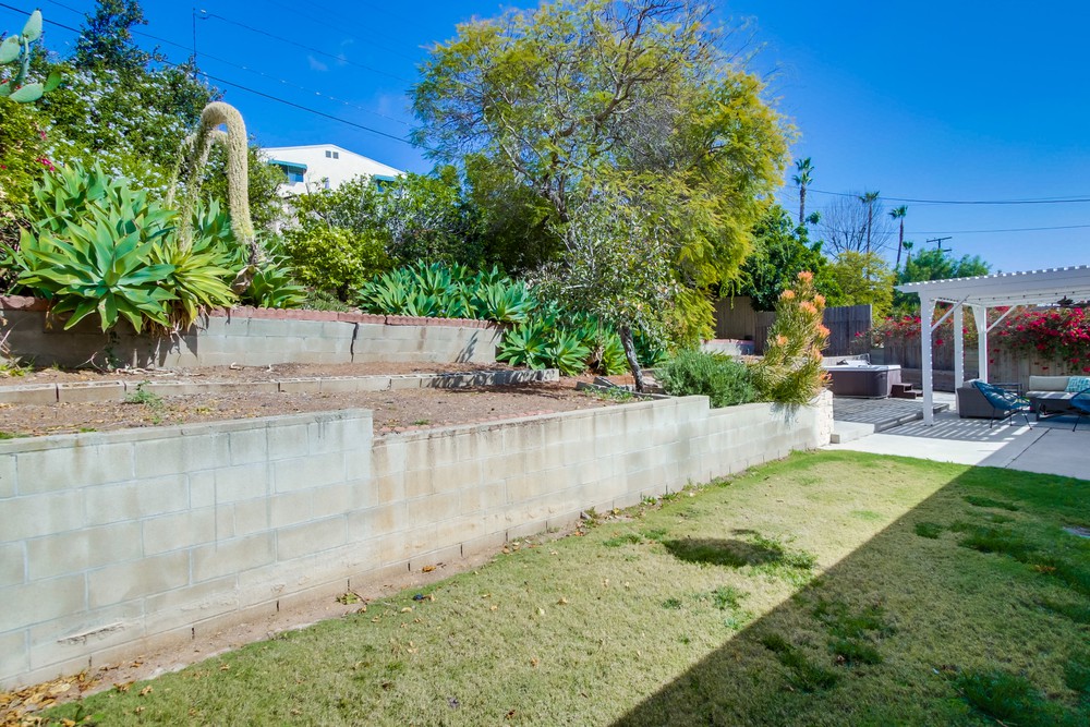 Virtual tour photo 38 of 39 for 4345 Bonillo Dr