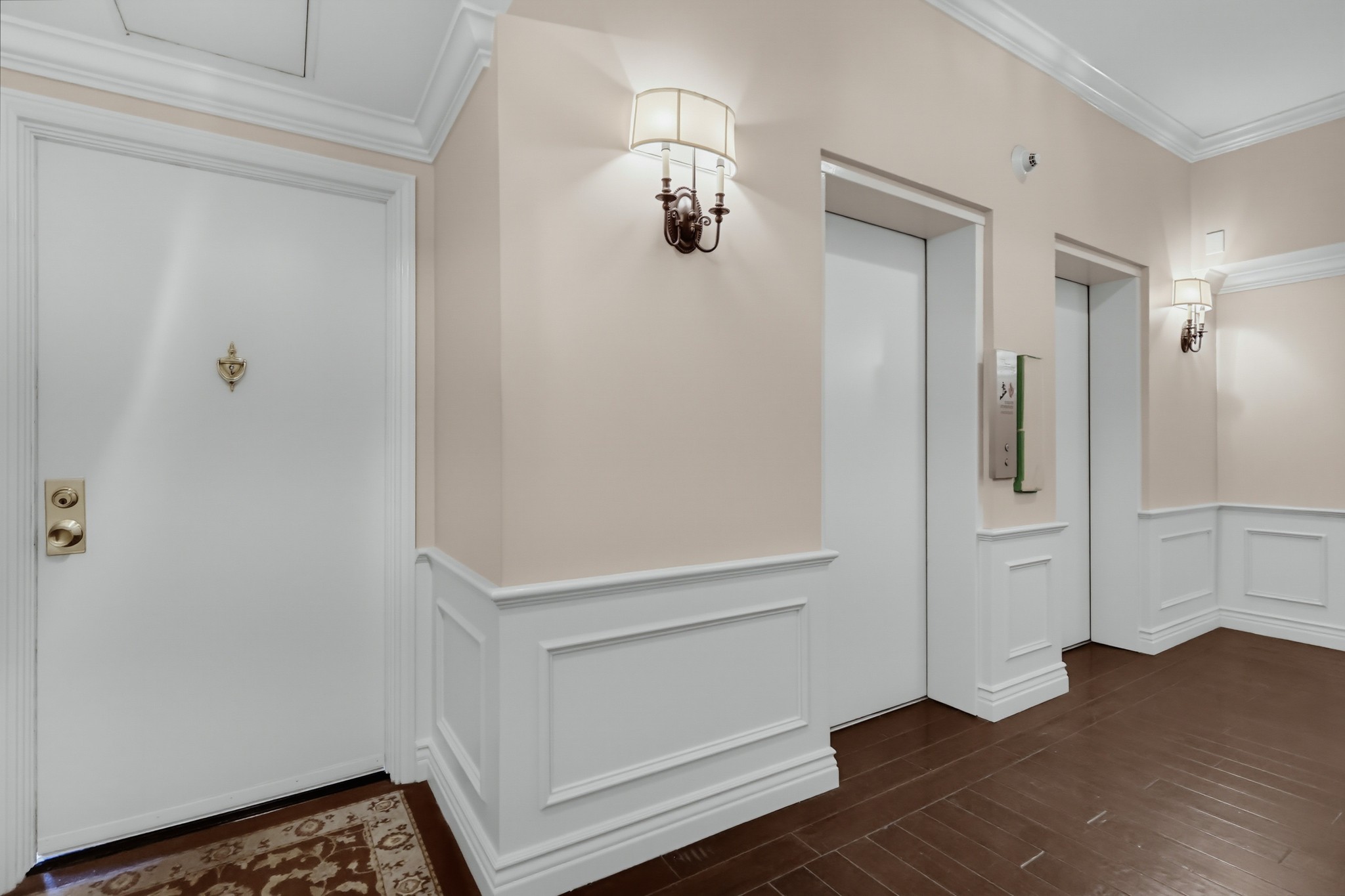 Virtual tour photo 1 of 78 for 435 N Oakhurst Dr #1002