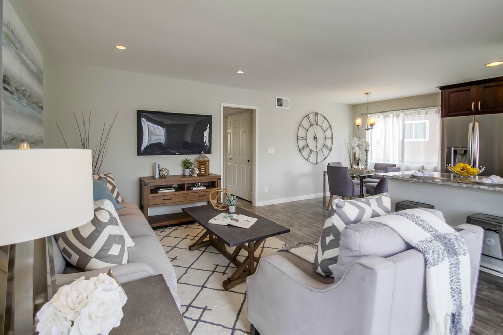 Virtual tour photo 7 of 33 for 4355 Rialto St #7