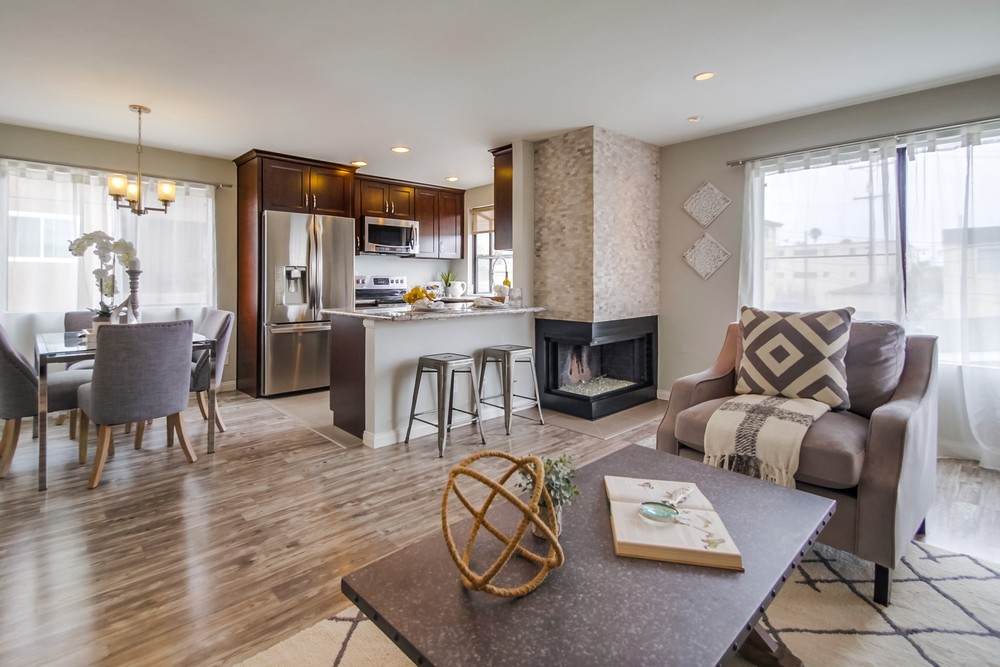 Virtual tour photo 8 of 33 for 4355 Rialto St #7