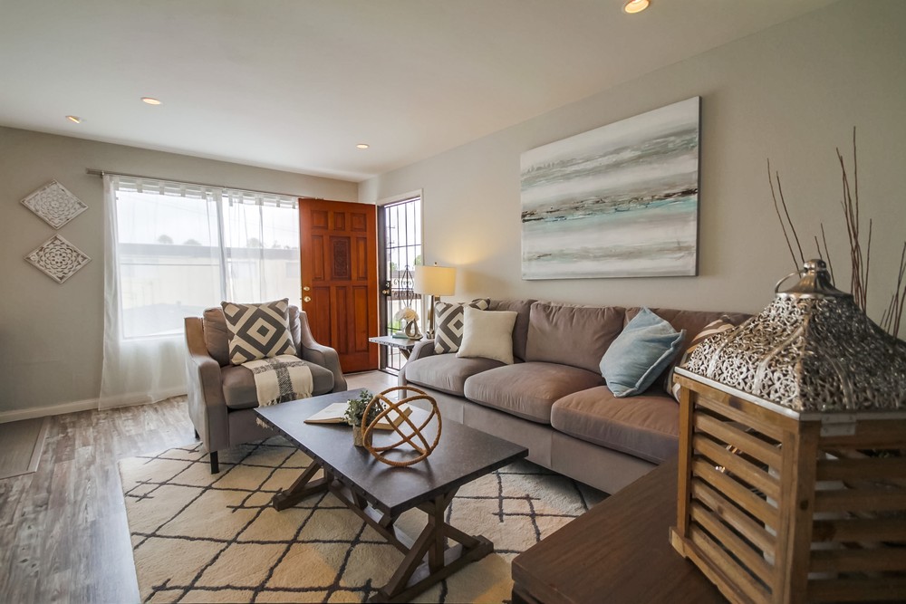 Virtual tour photo 11 of 33 for 4355 Rialto St #7