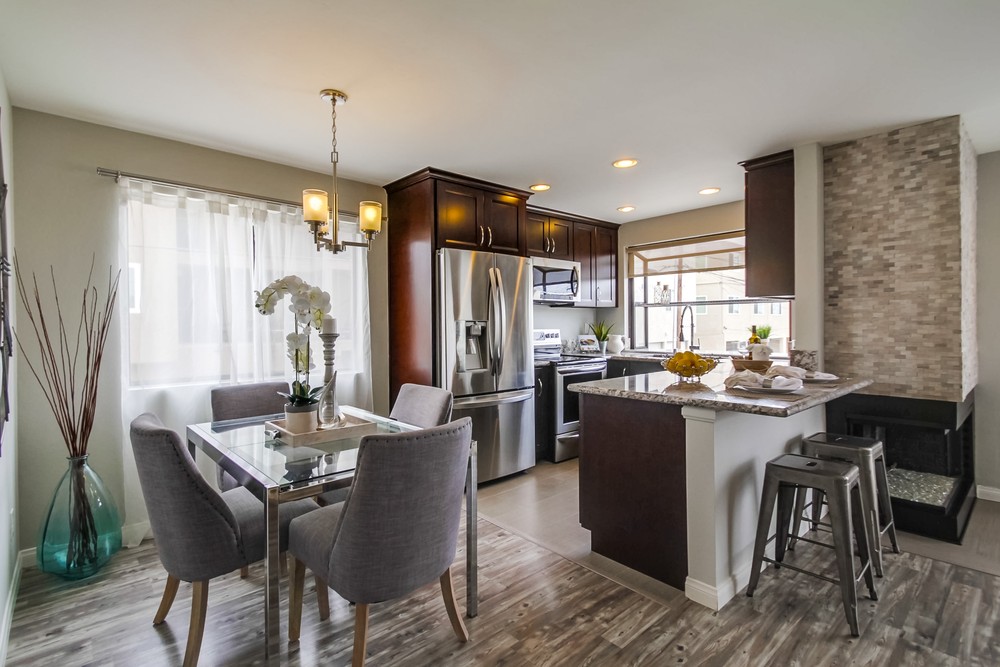 Virtual tour photo 12 of 33 for 4355 Rialto St #7
