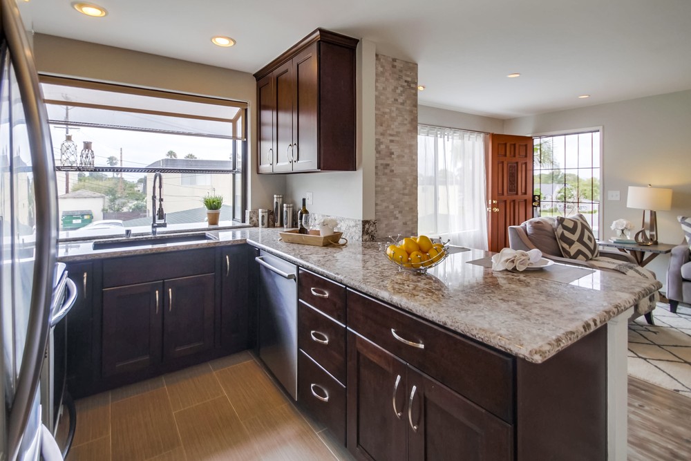 Virtual tour photo 19 of 33 for 4355 Rialto St #7