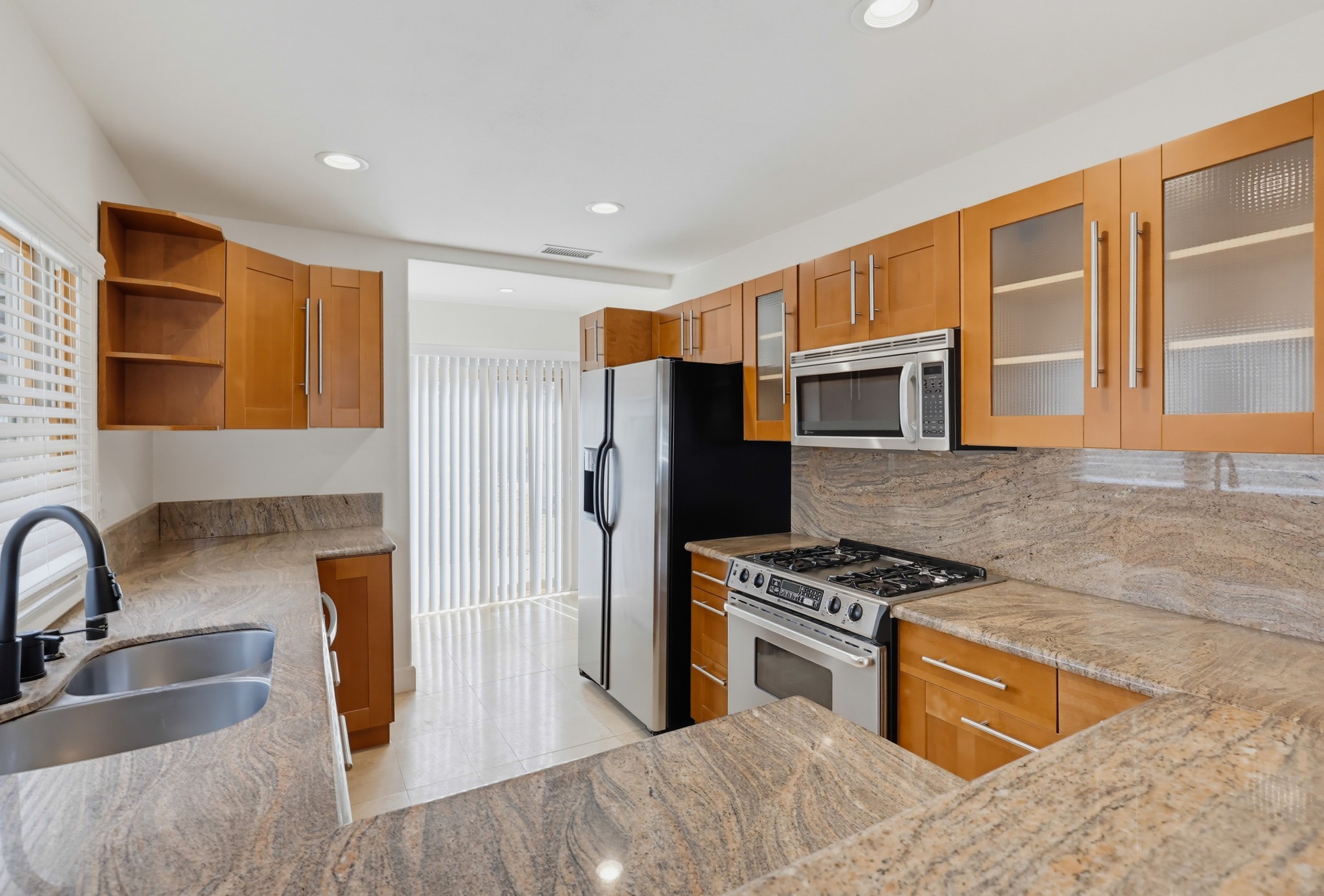 Virtual tour photo 17 of 44 for 4356 Louisiana St