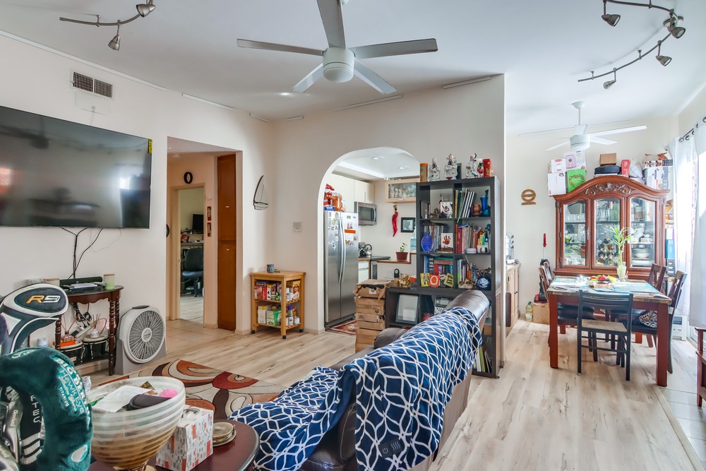 Virtual tour photo 8 of 31 for 4357 Cleveland Ave