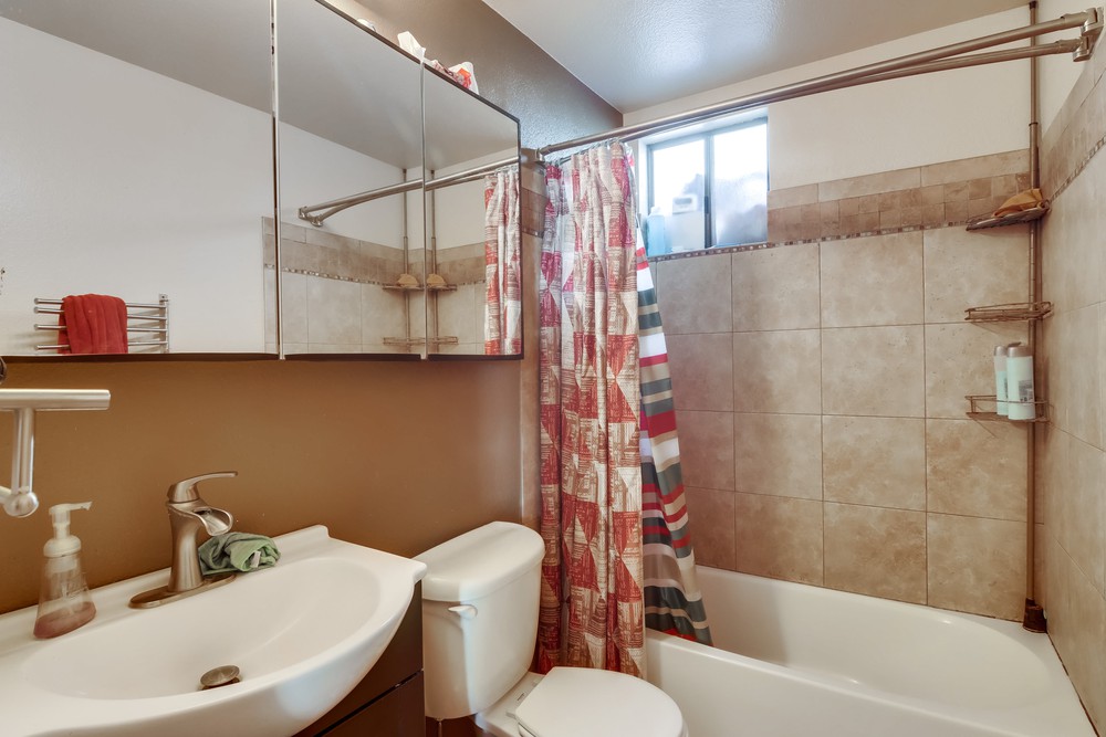 Virtual tour photo 22 of 31 for 4357 Cleveland Ave