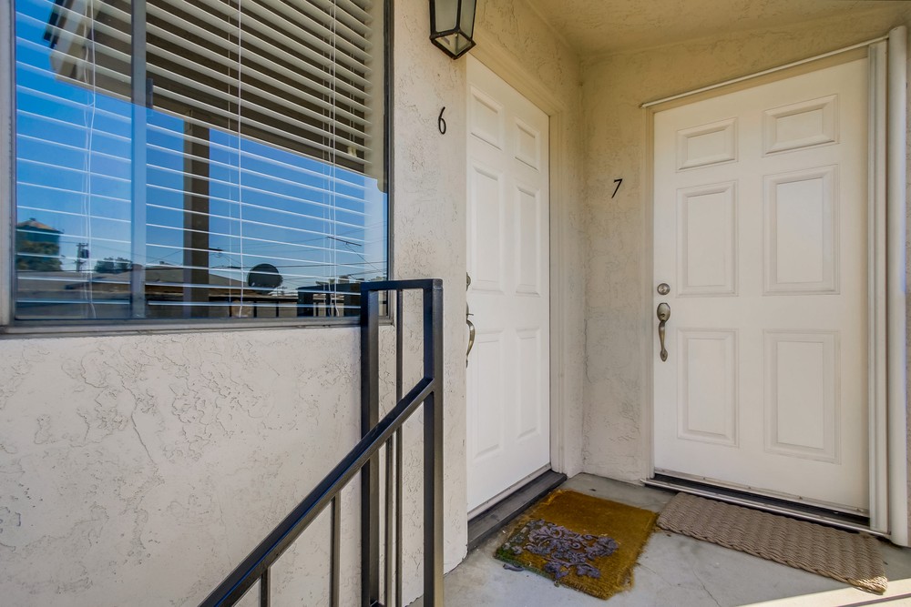 Virtual tour photo 9 of 32 for 4357 Oregon St #6