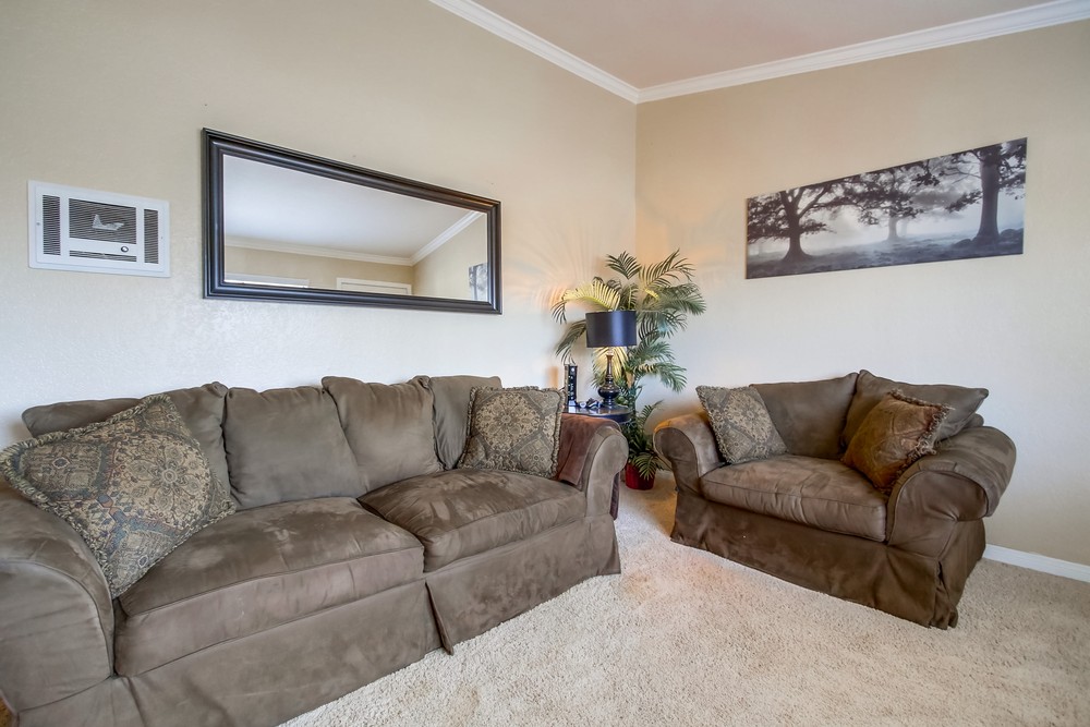 Virtual tour photo 12 of 32 for 4357 Oregon St #6