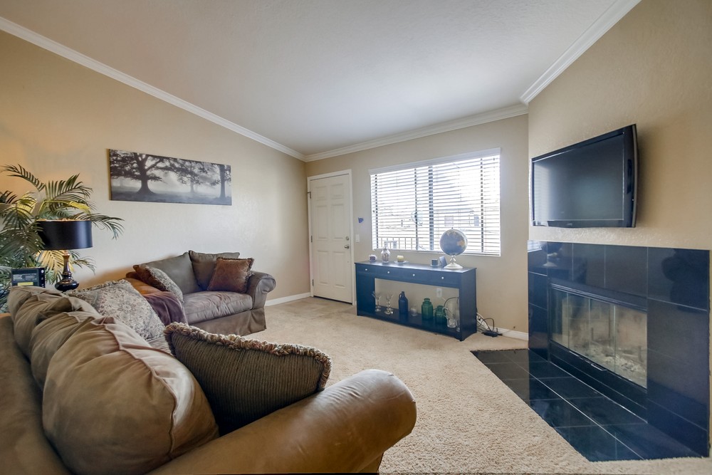 Virtual tour photo 14 of 32 for 4357 Oregon St #6