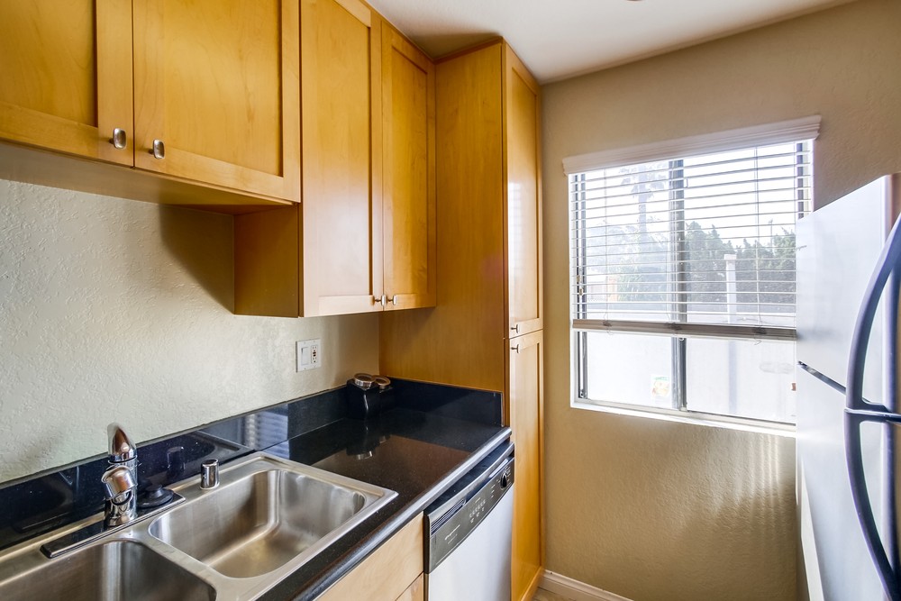 Virtual tour photo 18 of 32 for 4357 Oregon St #6