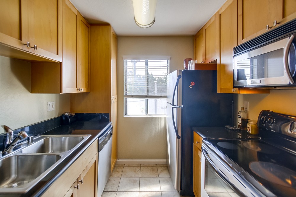 Virtual tour photo 19 of 32 for 4357 Oregon St #6
