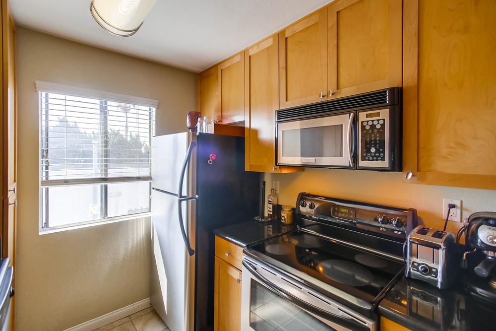 Virtual tour photo 20 of 32 for 4357 Oregon St #6