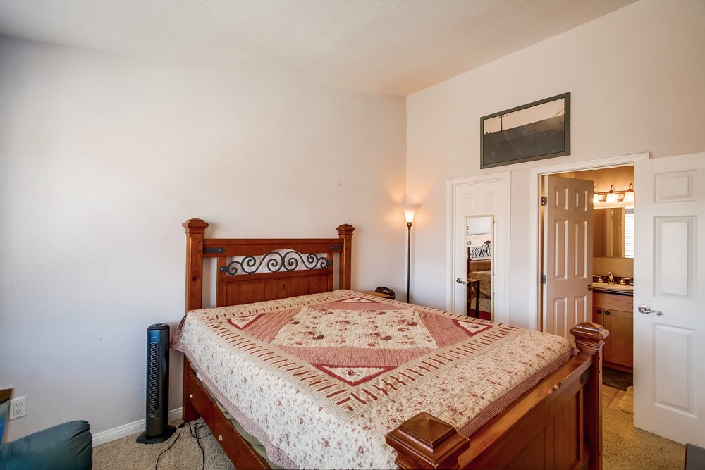 Virtual tour photo 23 of 32 for 4357 Oregon St #6