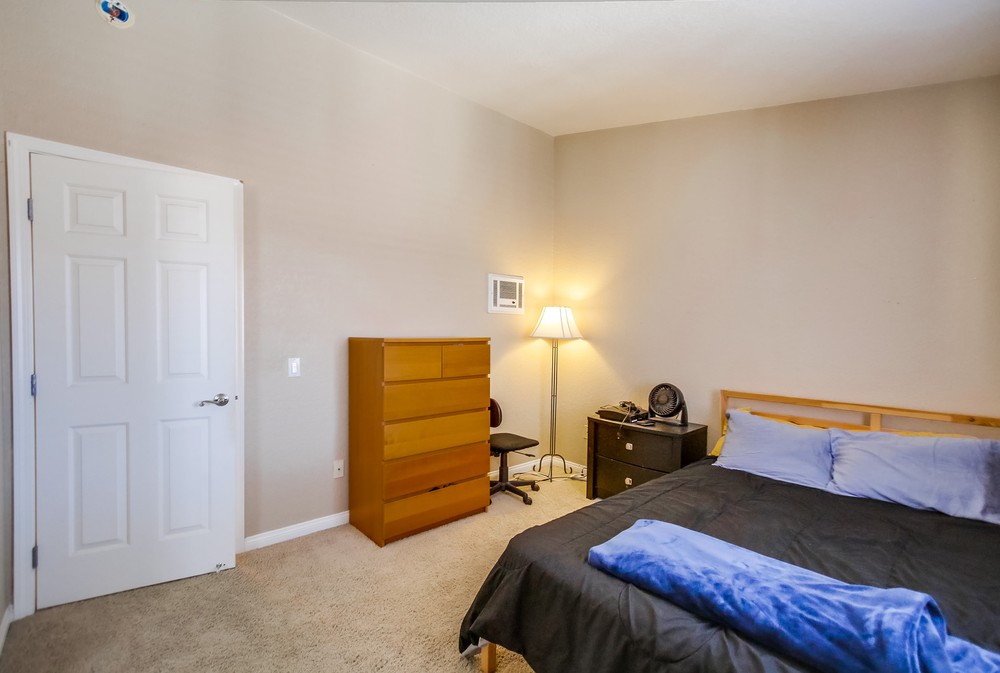 Virtual tour photo 28 of 32 for 4357 Oregon St #6