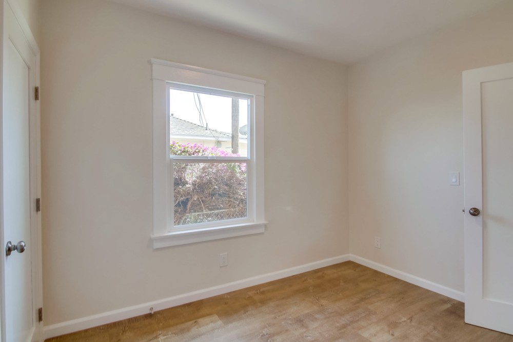 Virtual tour photo 30 of 39 for 436 31st St